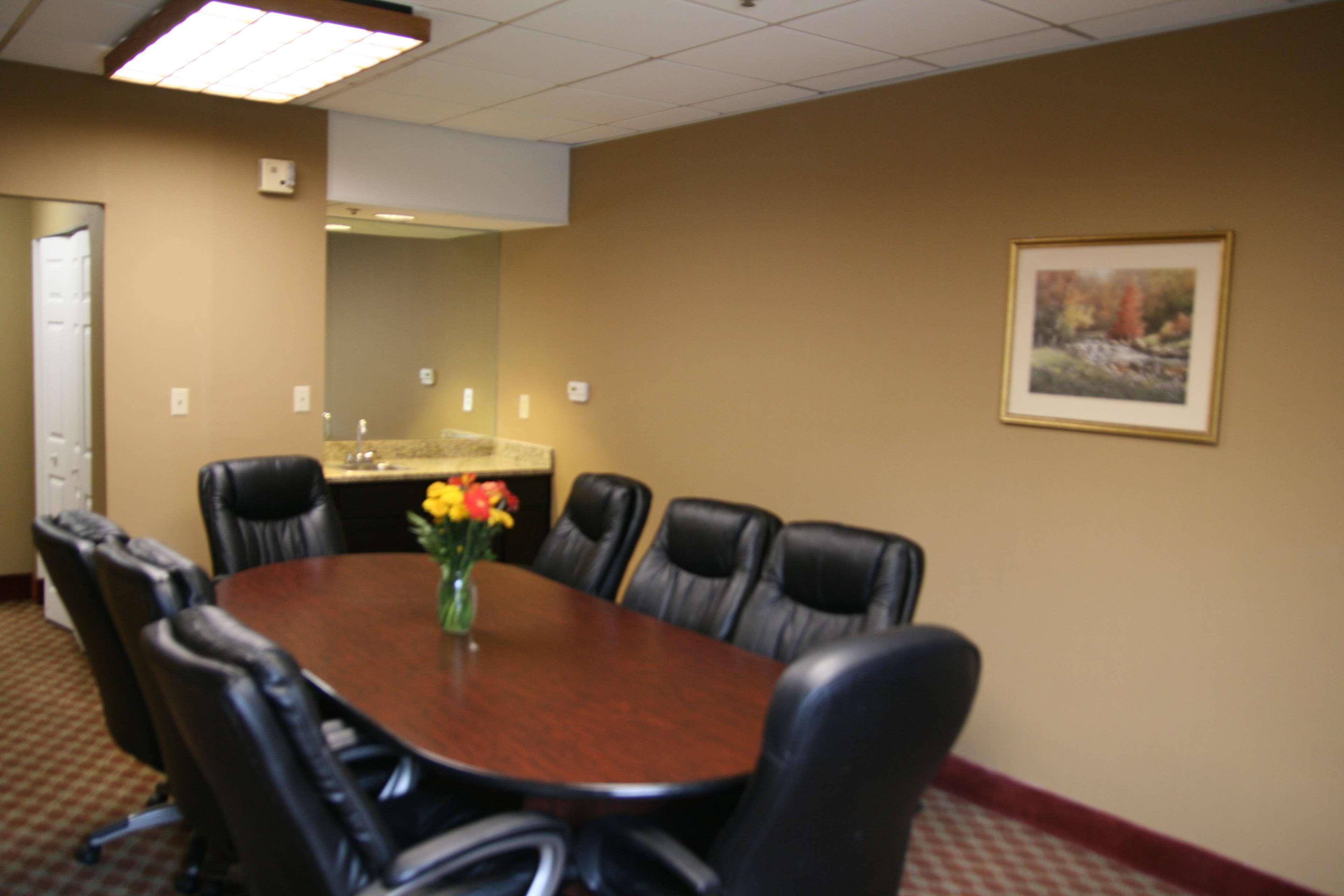 Hampton Inn Commerce Buitenkant foto