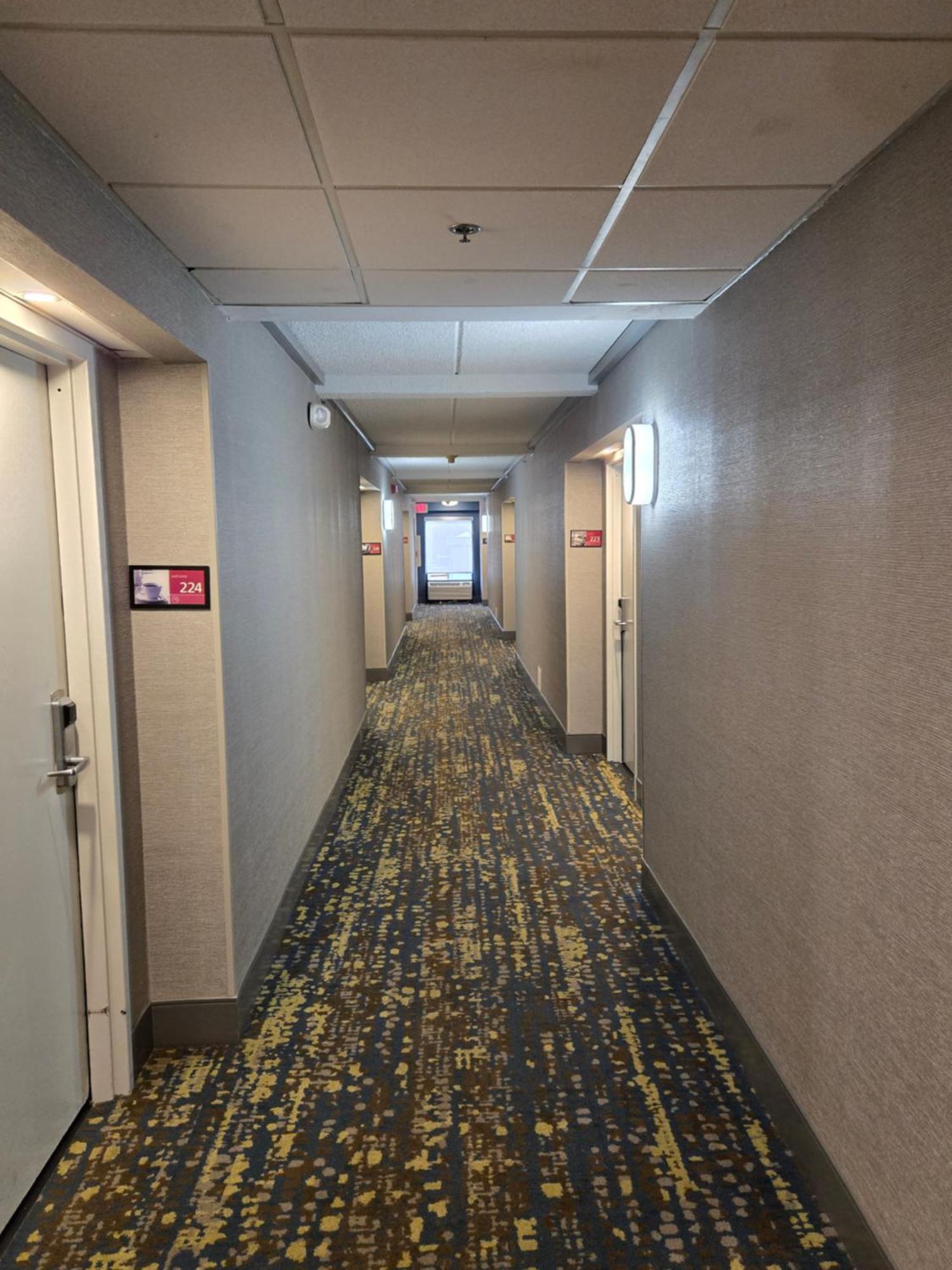 Hampton Inn Commerce Buitenkant foto